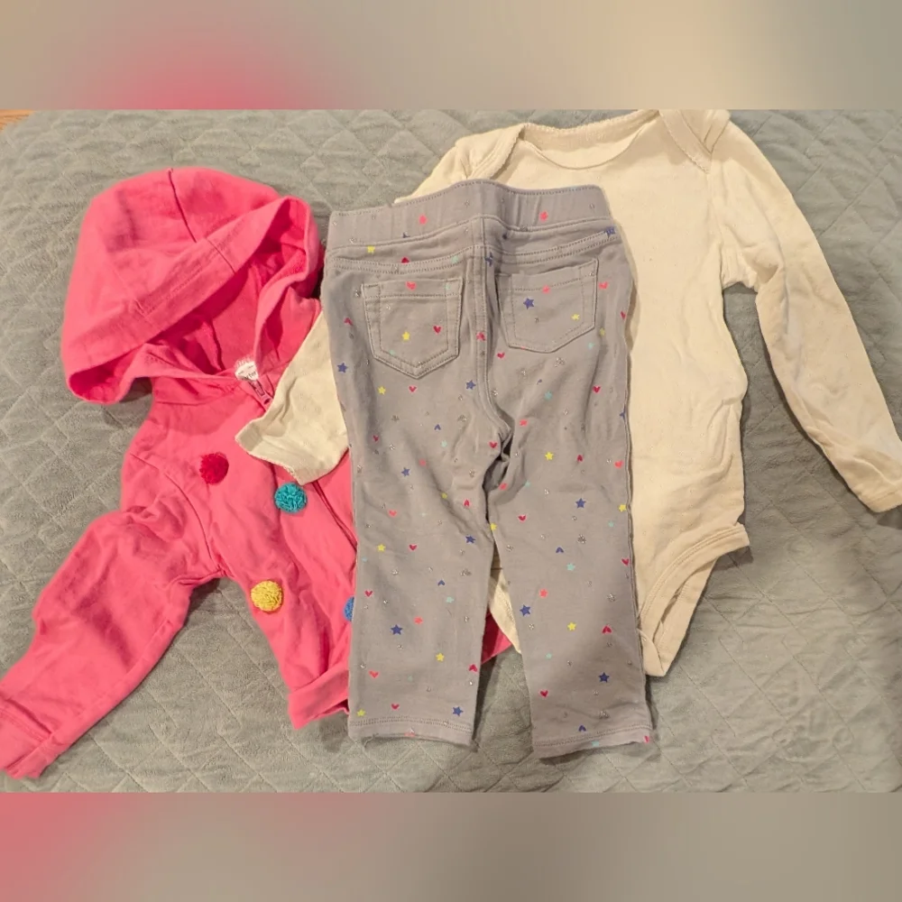 24M Colorful Star Print Gray Jeggings, A Hoodie, And A Bodysuit